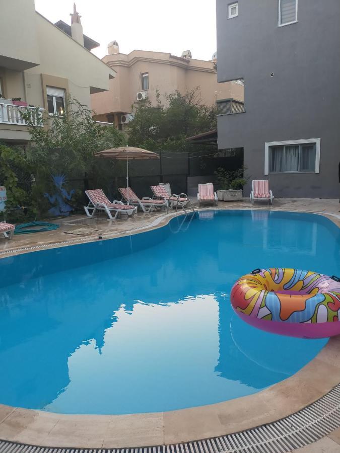 Akdeniz Apart Hotel 말마리스 외부 사진